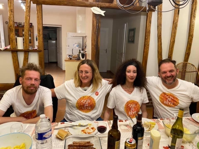 Je le Porte (1 album dédicacé + 1 T-Shirt "Oui, je Rêve)