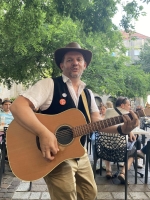 A la Maison (un concert acoustique)